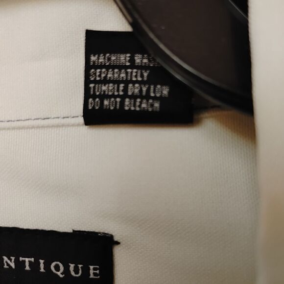 MEN'S MONTIQUE NAVY SQUARE PATTERN SHORT SLEEVE 2 PIECE WALKING SET. - Picture 6 of 9